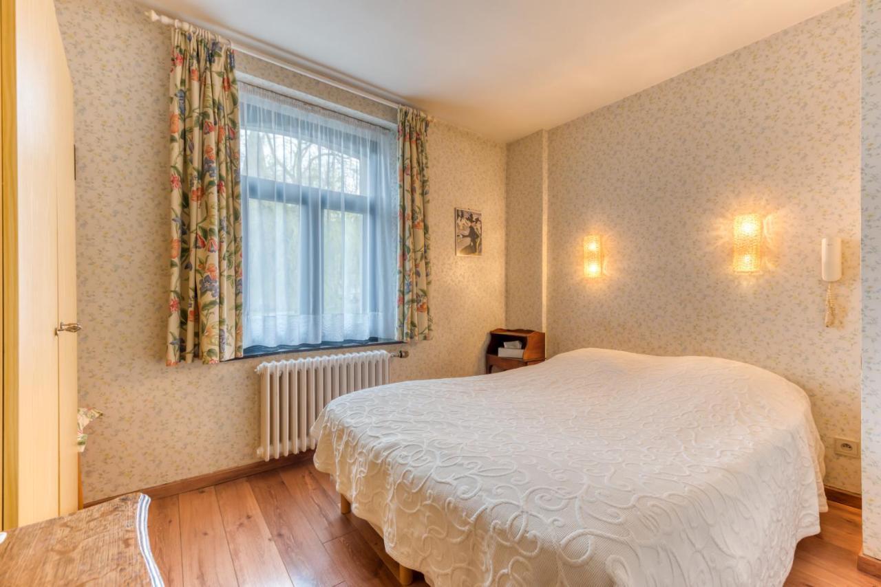 Hotel Le Cor De Chasse サン・テュベール エクステリア 写真